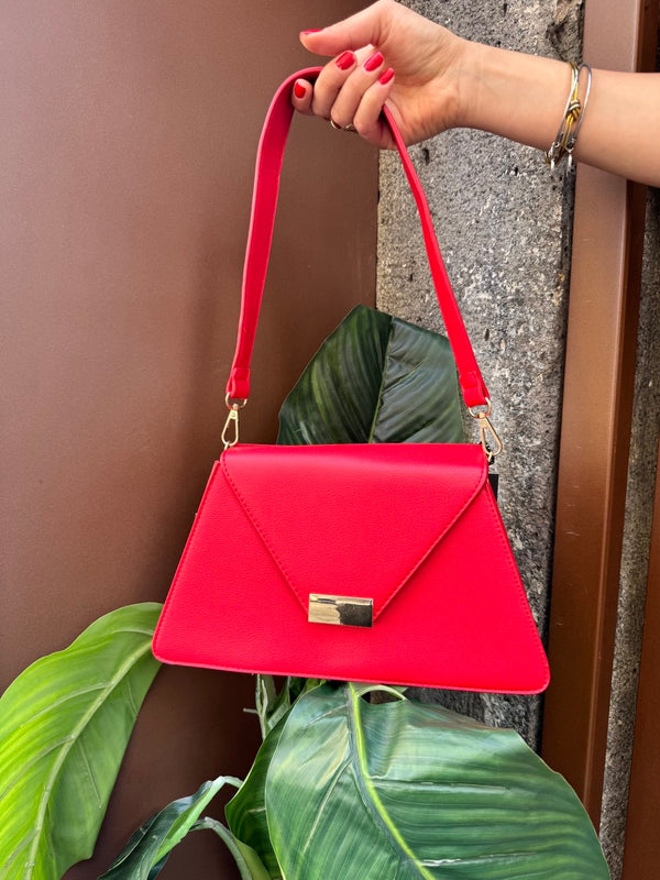Borsa Triangle