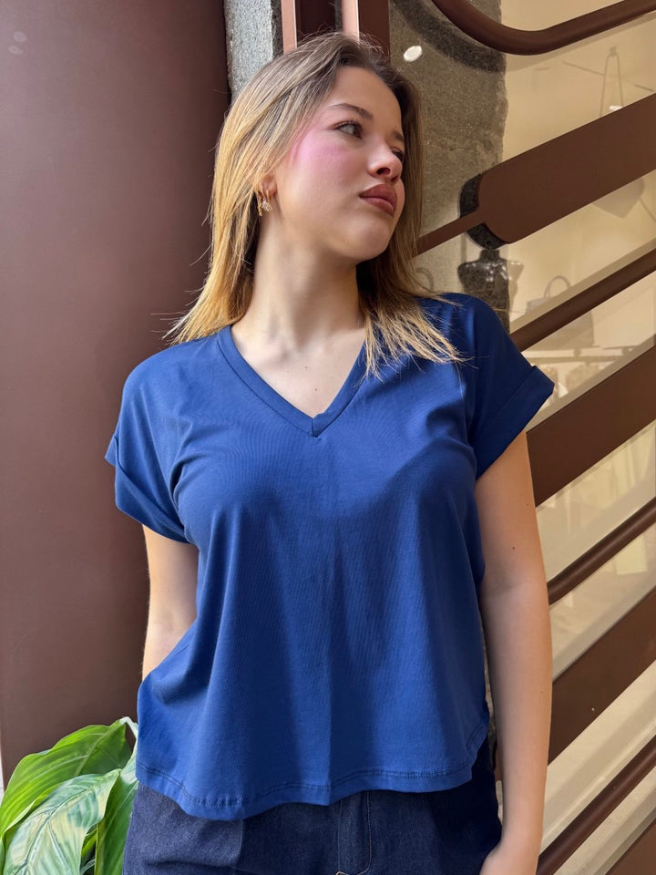 T-shirt V
