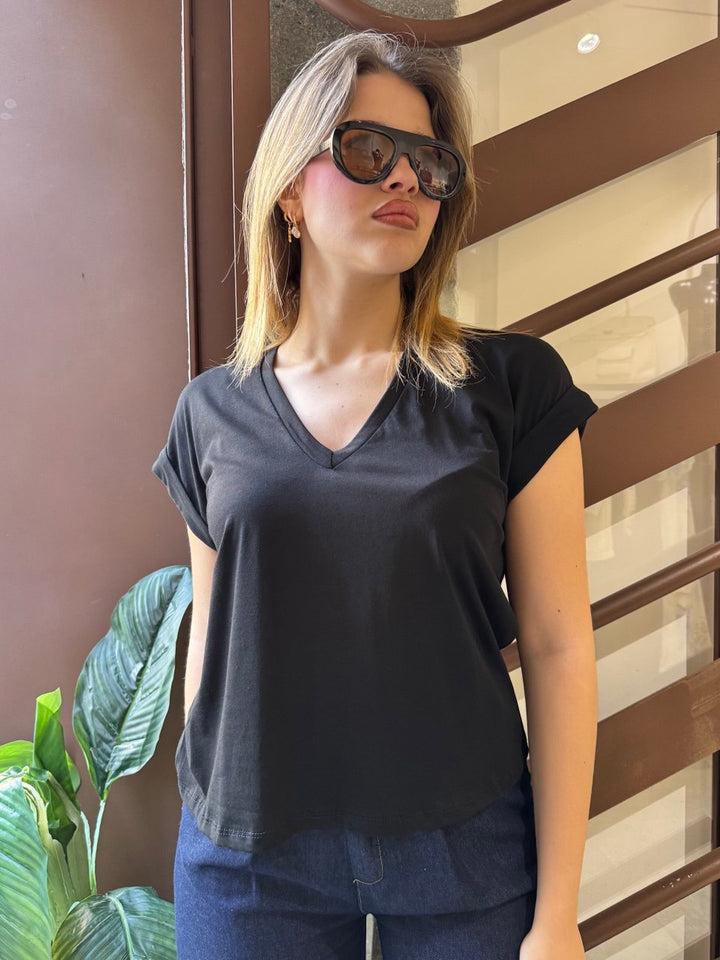 T-shirt V